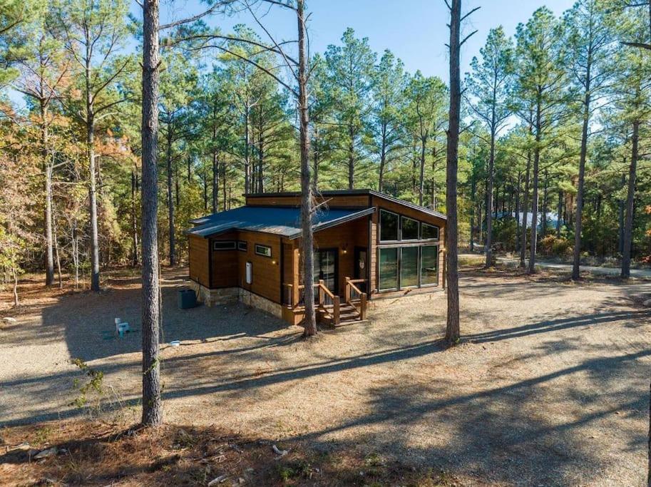 The Blaylock Cabin, 2 King, Hot Tub, Pet Friendly! Broken Bow Luaran gambar